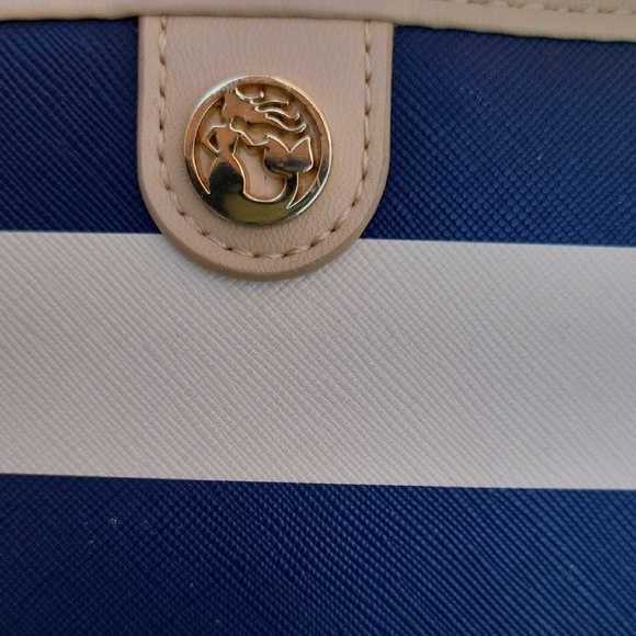 Spartina 449 Navy and Tan Striped Wallet - Picture 2 of 16